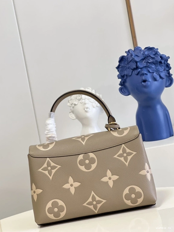 WIS MADELEINE LOUIS VUITTON MM 0821